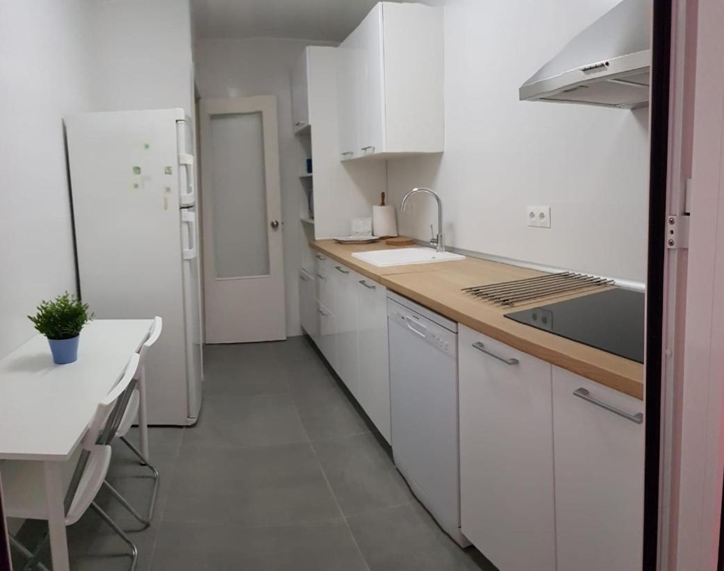 Moderno Apartamento Sin Piscina Torremolinos Kültér fotó
