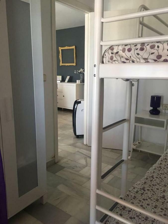 Moderno Apartamento Sin Piscina Torremolinos Kültér fotó